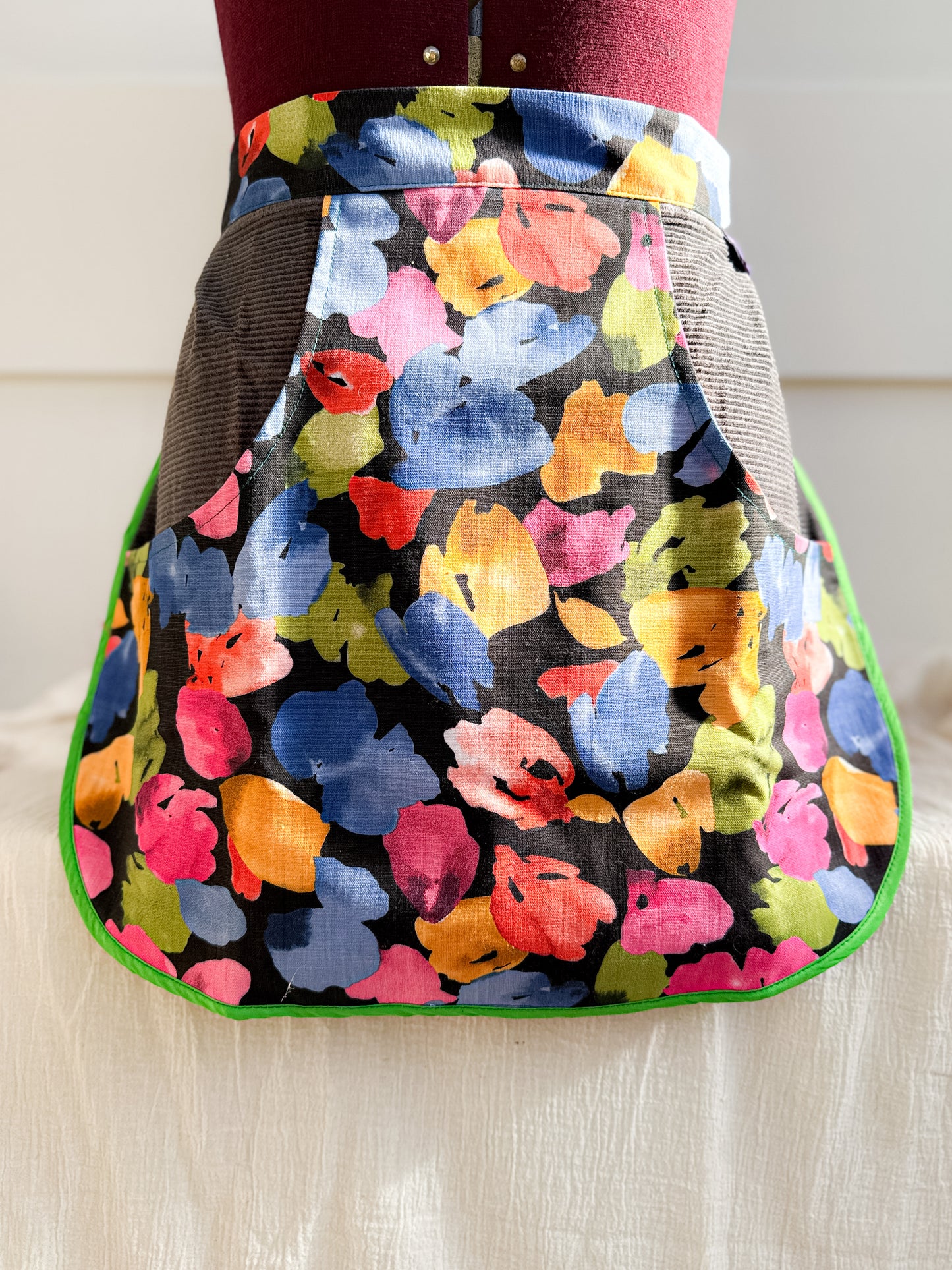 Peggy Apron